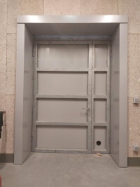 Bürger 13 - Müllraumtüre