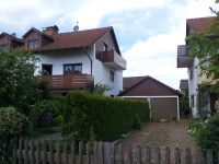 Bv: Schwabhausen - Balkone + Garage + Haus