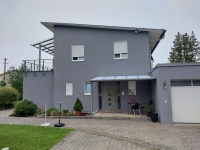 Neue Vordacheindeckung + Rinne + Leisten