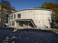 Pöllathstrasse München - Streckmetall / Stahlbau / Glas mit Punkthalter