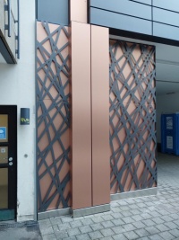 Stabfassade DB 703 + Alucobond Kupfer