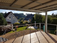 Terrasse mit Überdachung